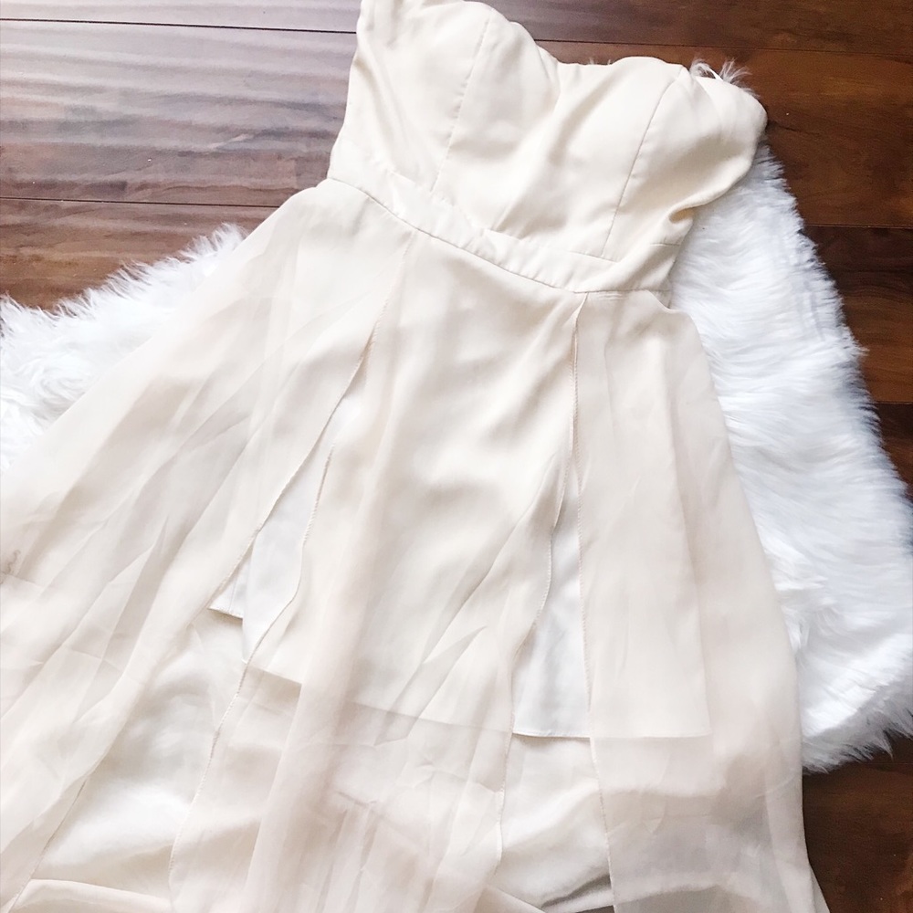 Lulu’s Strapless Maxi Dress